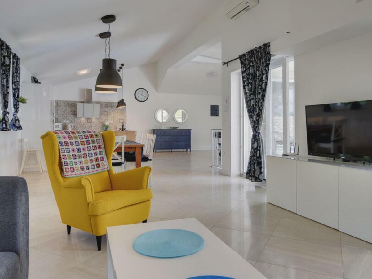 Villa Blanca With A Heated Private Pool Ruzici  Exterior photo